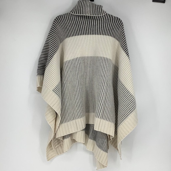 NEW! Naadam One Size $595 Wool Blend Fisherman Color Block Poncho Gray Blue J7-6 - Picture 4 of 13
